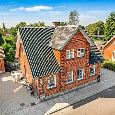 Like Home Holiday House 9 A Varde Bagian luar foto